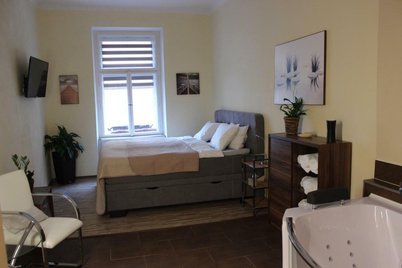 Residence Dobrovskeho Prague Ngoại thất bức ảnh